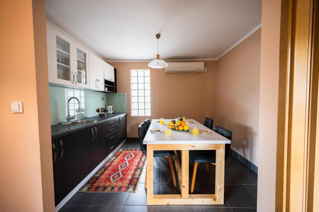 Duplex Apartment For Up To 12 People- Old Town SJJ Exteriör bild